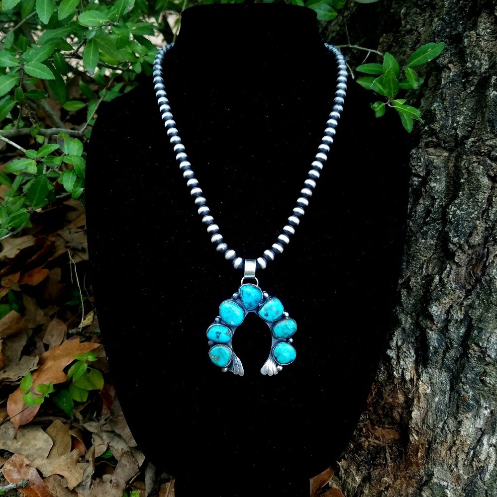 💥SOLD💥Sterling Silver Turquoise Squash Necklace